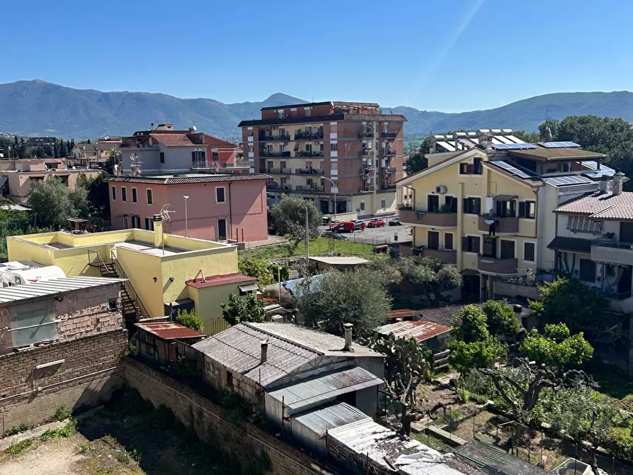 Immagine 3 di Appartamento in vendita  in via Appio Claudio a Guidonia Montecelio