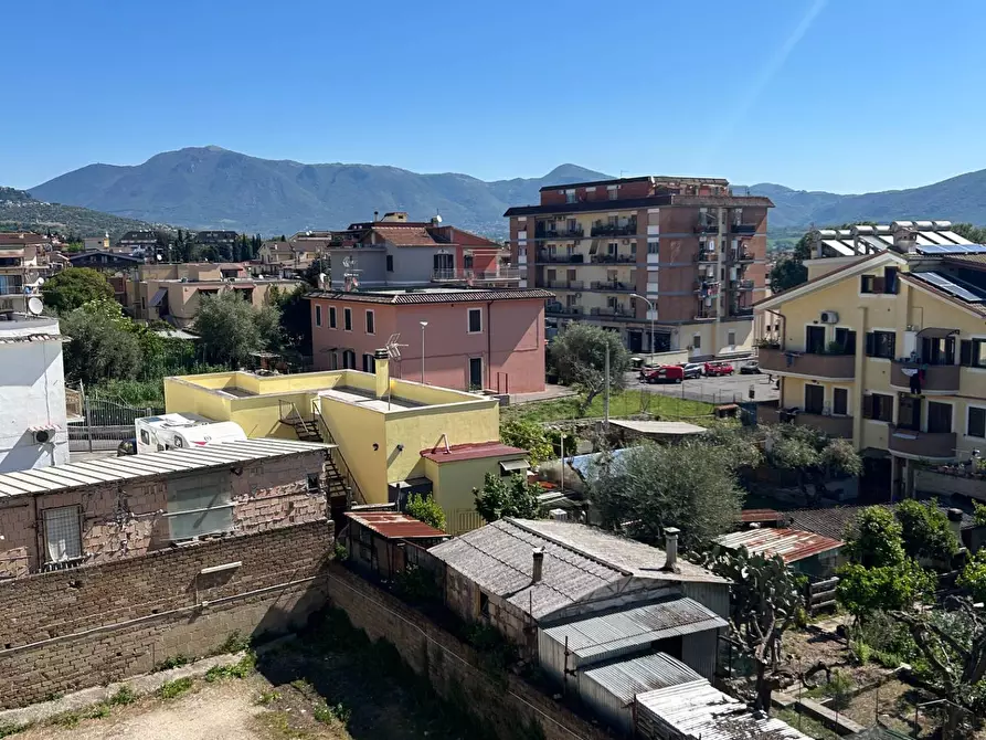Immagine 4 di Appartamento in vendita  in via Appio Claudio a Guidonia Montecelio