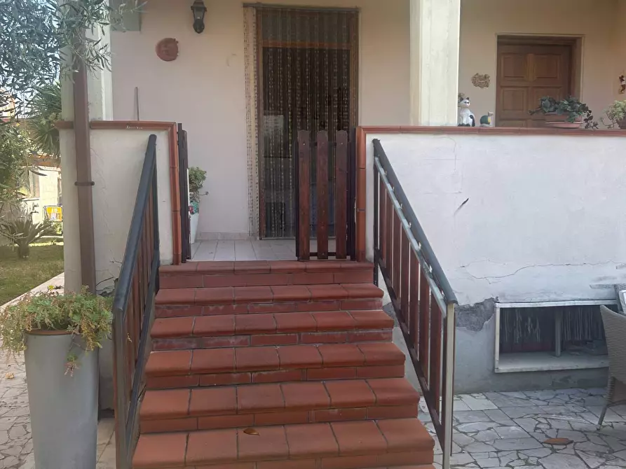 Immagine 1 di Casa semindipendente in vendita  in via luigi pirandello 27 a Tivoli
