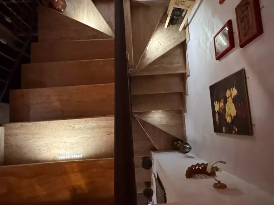 Immagine 46 di Casa semindipendente in vendita  in LARGO LIBORIO ROMANO a Guidonia Montecelio