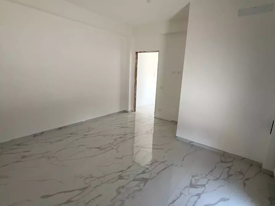 Immagine 15 di Appartamento in vendita  in via Appio Claudio a Guidonia Montecelio