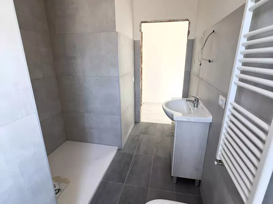 Immagine 19 di Appartamento in vendita  in via Appio Claudio a Guidonia Montecelio