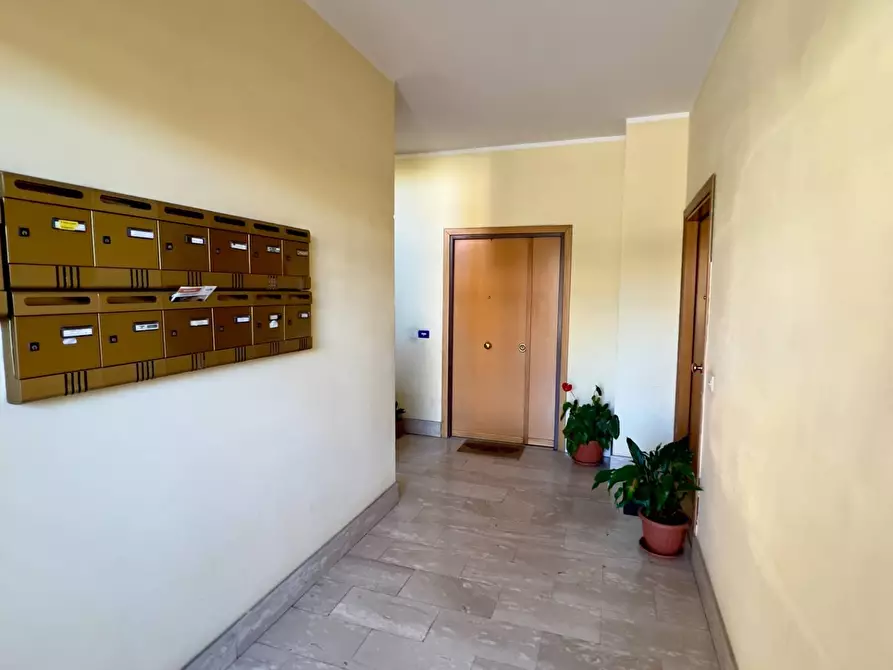 Immagine 8 di Appartamento in vendita  in VIA APPIO CLAUDIO a Guidonia Montecelio