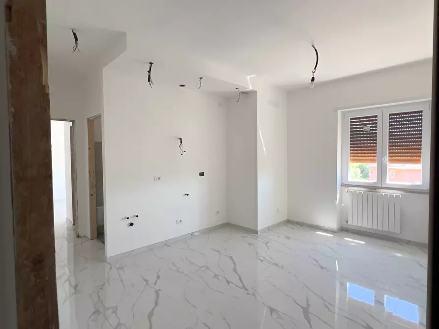 Immagine 10 di Appartamento in vendita  in VIA APPIO CLAUDIO a Guidonia Montecelio