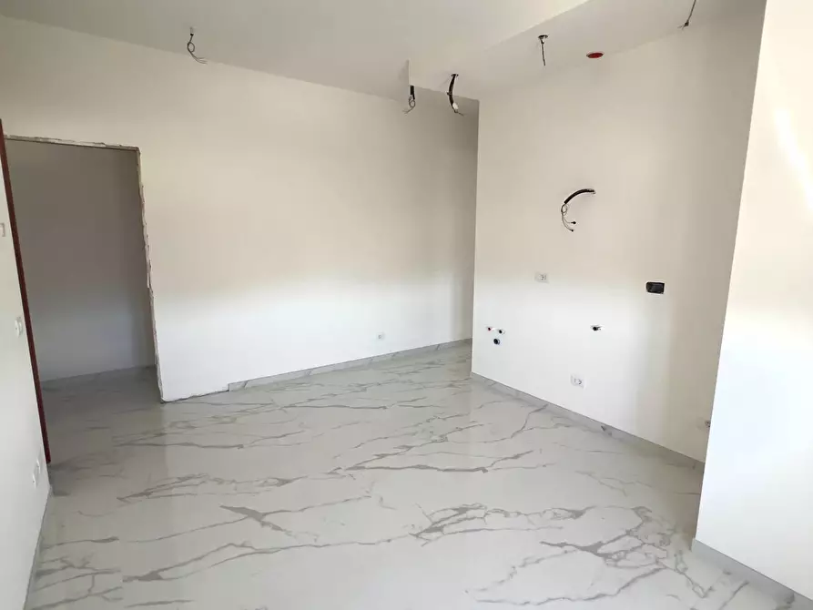 Immagine 11 di Appartamento in vendita  in VIA APPIO CLAUDIO a Guidonia Montecelio