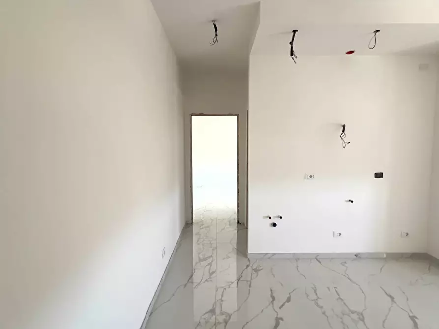 Immagine 13 di Appartamento in vendita  in VIA APPIO CLAUDIO a Guidonia Montecelio