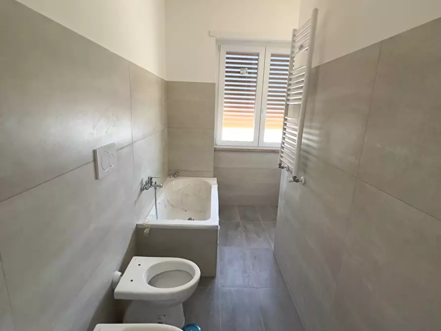 Immagine 15 di Appartamento in vendita  in VIA APPIO CLAUDIO a Guidonia Montecelio