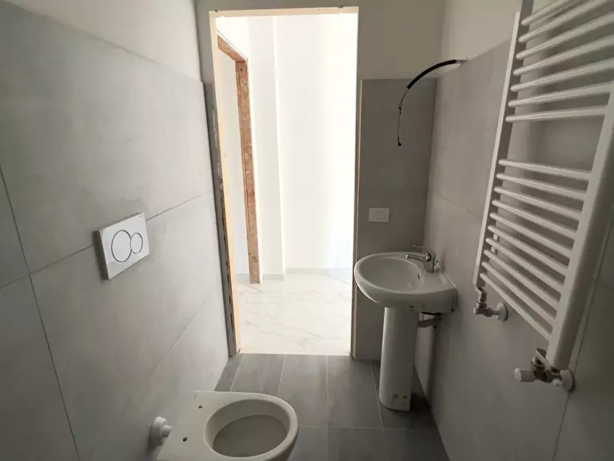 Immagine 22 di Appartamento in vendita  in VIA APPIO CLAUDIO a Guidonia Montecelio