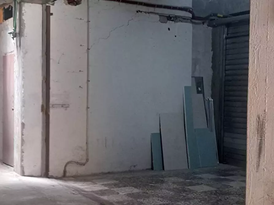Immagine 11 di Magazzino in vendita  in VIA LUIGI GABELLI 4 a Guidonia Montecelio