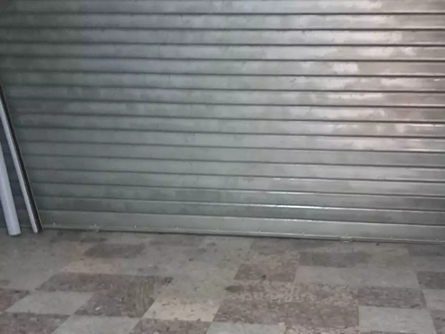 Immagine 12 di Magazzino in vendita  in VIA LUIGI GABELLI 4 a Guidonia Montecelio