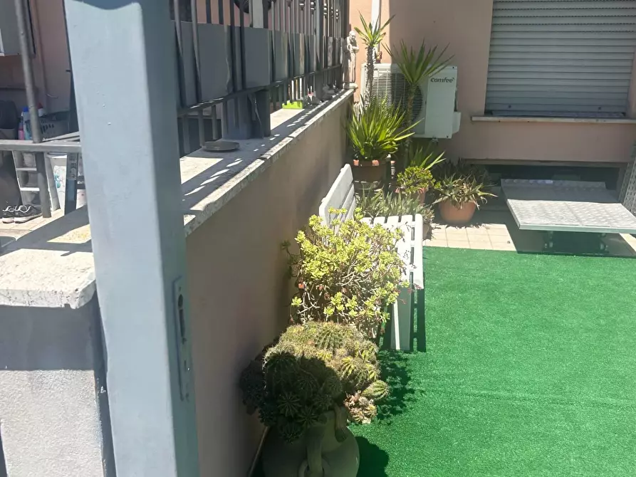 Immagine 6 di Casa semindipendente in vendita  in Via Campo dei FIORI a Guidonia Montecelio