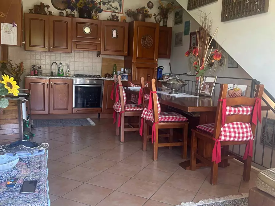 Immagine 16 di Casa semindipendente in vendita  in Via Campo dei FIORI a Guidonia Montecelio