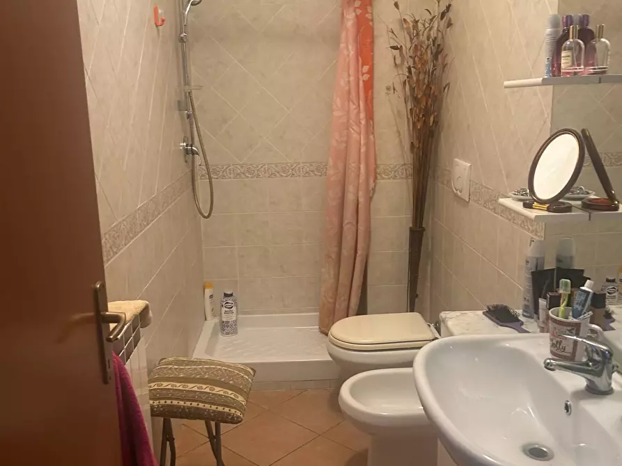 Immagine 22 di Casa semindipendente in vendita  in Via Campo dei FIORI a Guidonia Montecelio