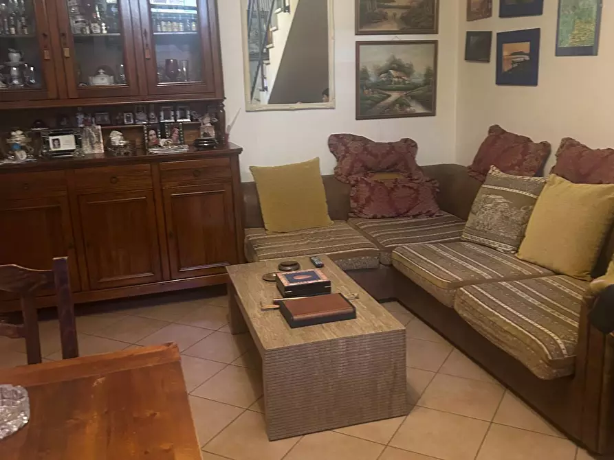 Immagine 28 di Casa semindipendente in vendita  in Via Campo dei FIORI a Guidonia Montecelio