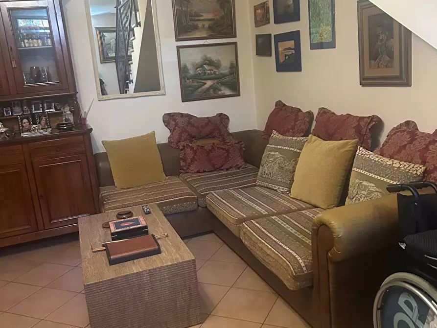 Immagine 29 di Casa semindipendente in vendita  in Via Campo dei FIORI a Guidonia Montecelio