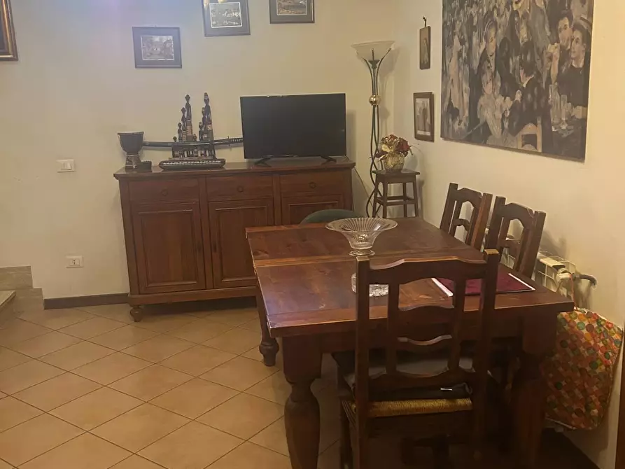 Immagine 32 di Casa semindipendente in vendita  in Via Campo dei FIORI a Guidonia Montecelio