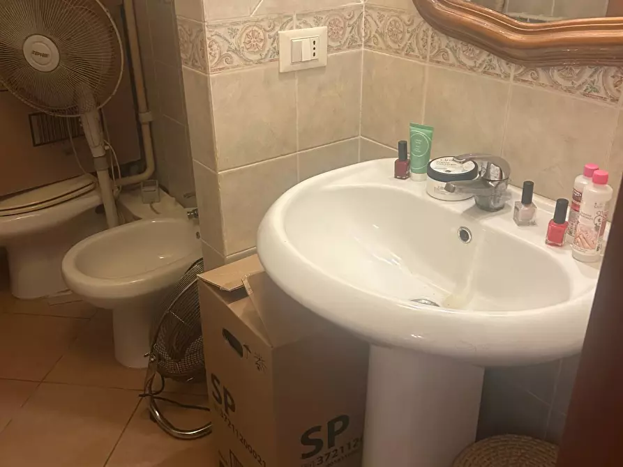 Immagine 33 di Casa semindipendente in vendita  in Via Campo dei FIORI a Guidonia Montecelio