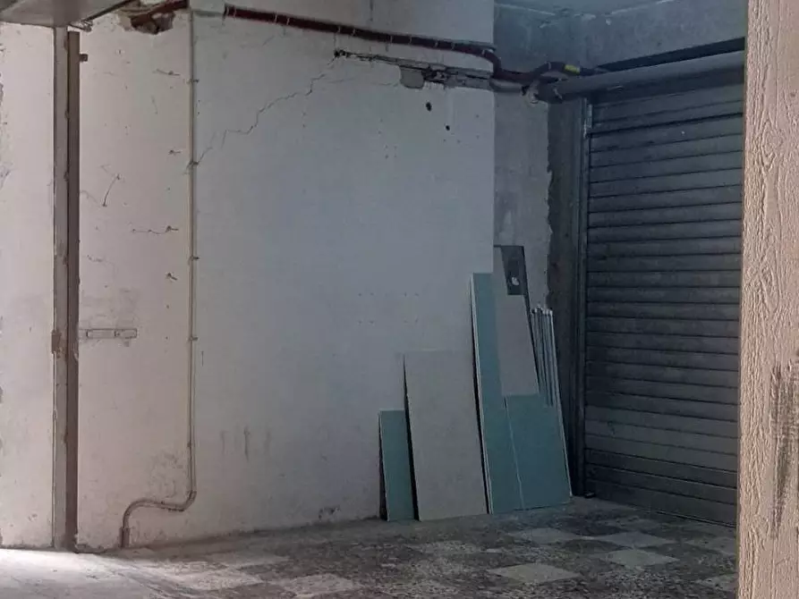 Immagine 41 di Magazzino in vendita  in VIA LUIGI GABELLI 4 a Guidonia Montecelio