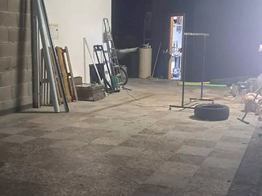 Immagine 48 di Magazzino in vendita  in VIA LUIGI GABELLI 4 a Guidonia Montecelio