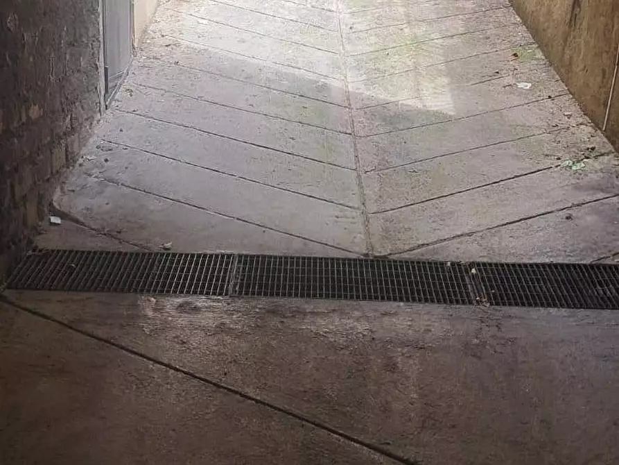 Immagine 49 di Magazzino in vendita  in VIA LUIGI GABELLI 4 a Guidonia Montecelio
