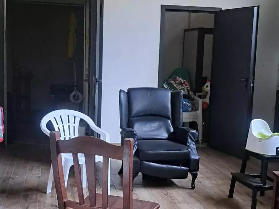 Immagine 57 di Magazzino in vendita  in VIA LUIGI GABELLI 4 a Guidonia Montecelio