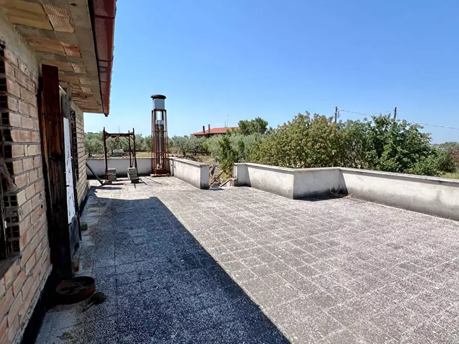 Immagine 26 di Casa indipendente in vendita  in Via Cristoforo Ferrari a Guidonia Montecelio