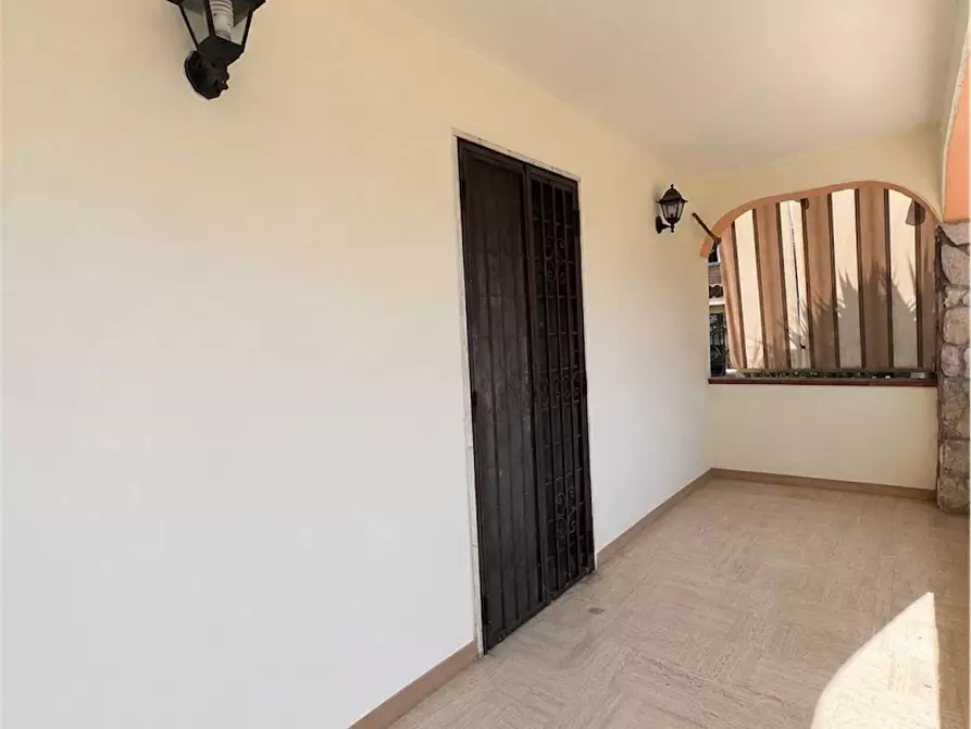 Immagine 10 di Casa semindipendente in vendita  in via luigi pirandello 27 a Tivoli
