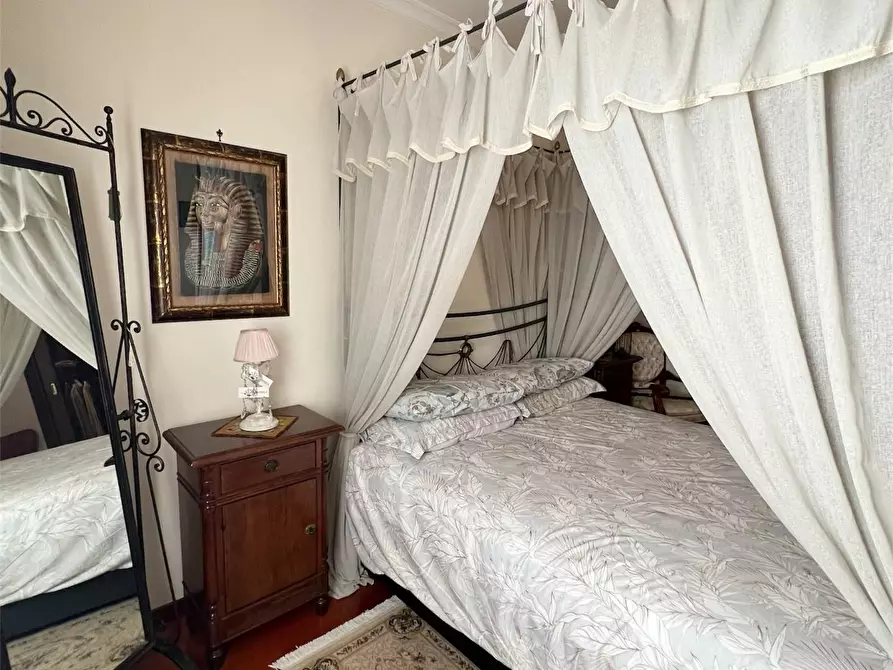 Immagine 12 di Casa semindipendente in vendita  in LARGO LIBORIO ROMANO a Guidonia Montecelio