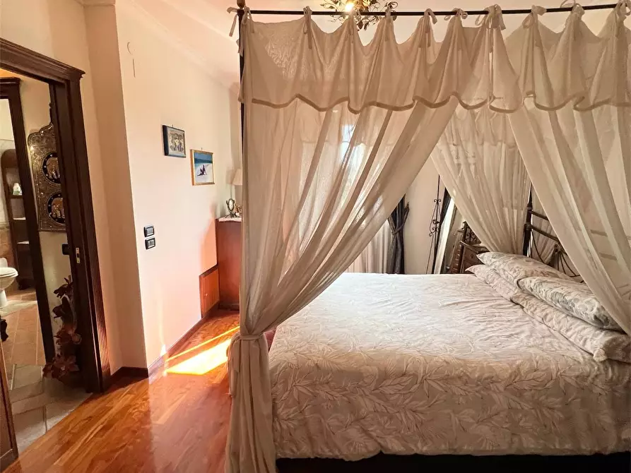Immagine 13 di Casa semindipendente in vendita  in LARGO LIBORIO ROMANO a Guidonia Montecelio