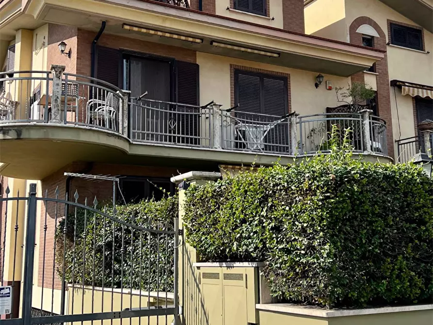 Immagine 22 di Casa semindipendente in vendita  in LARGO LIBORIO ROMANO a Guidonia Montecelio