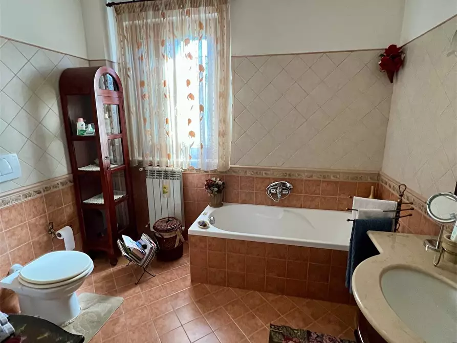 Immagine 23 di Casa semindipendente in vendita  in LARGO LIBORIO ROMANO a Guidonia Montecelio