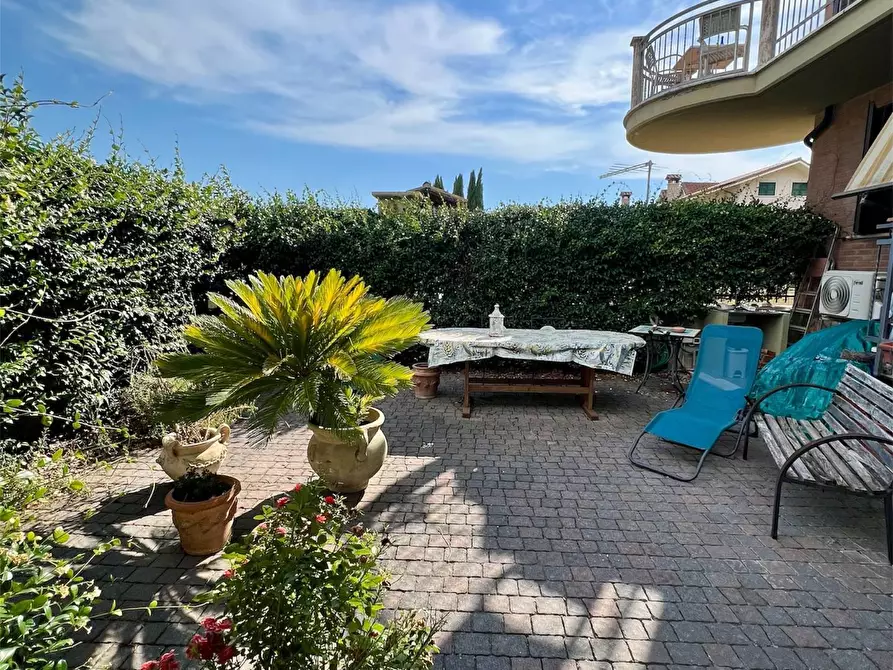 Immagine 29 di Casa semindipendente in vendita  in LARGO LIBORIO ROMANO a Guidonia Montecelio