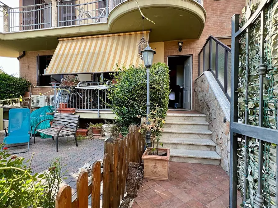 Immagine 30 di Casa semindipendente in vendita  in LARGO LIBORIO ROMANO a Guidonia Montecelio