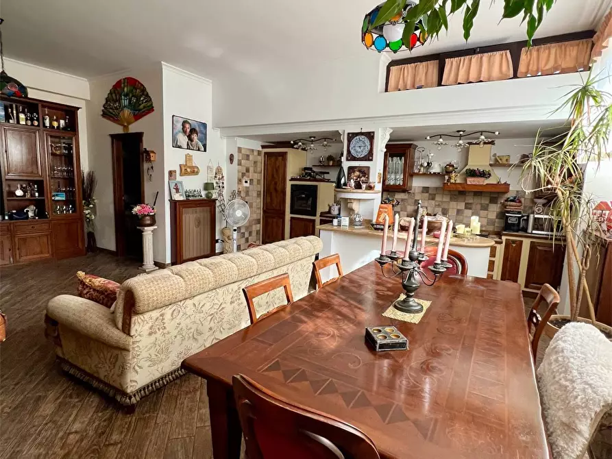 Immagine 42 di Casa semindipendente in vendita  in LARGO LIBORIO ROMANO a Guidonia Montecelio