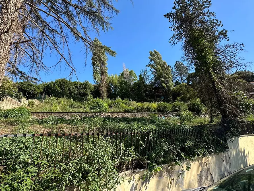 Immagine 4 di Terreno residenziale in vendita  in Via Vinovo a Roma
