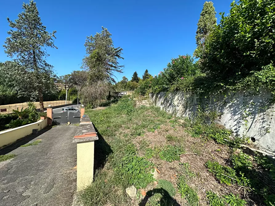 Immagine 7 di Terreno residenziale in vendita  in Via Vinovo a Roma