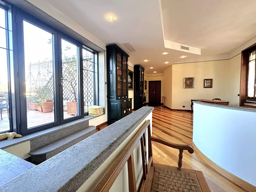 Immagine 8 di Attico in affitto  in Illiria a Roma