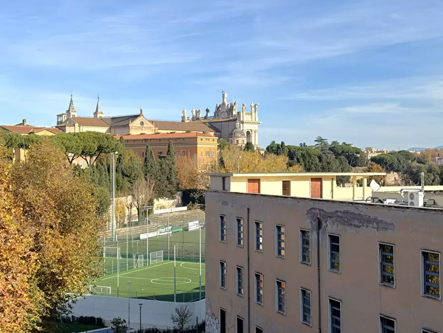 Immagine 19 di Attico in affitto  in Illiria a Roma