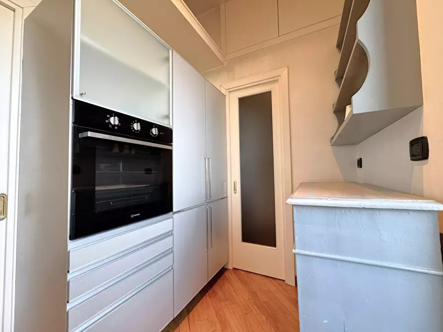 Immagine 21 di Attico in affitto  in Illiria a Roma