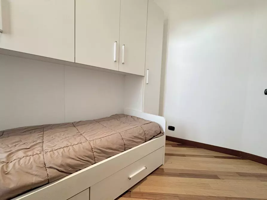 Immagine 24 di Attico in affitto  in Illiria a Roma