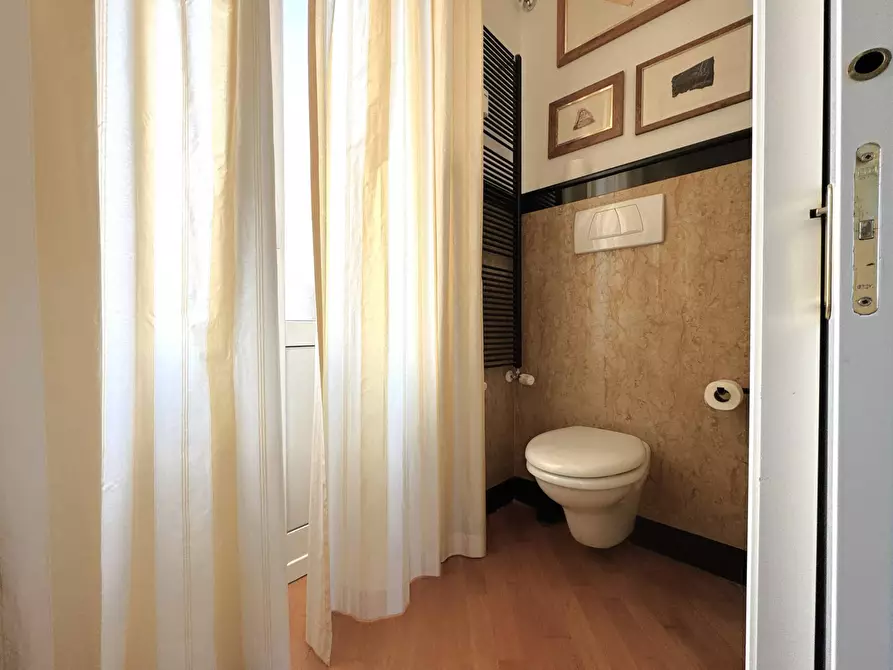 Immagine 28 di Attico in affitto  in Illiria a Roma