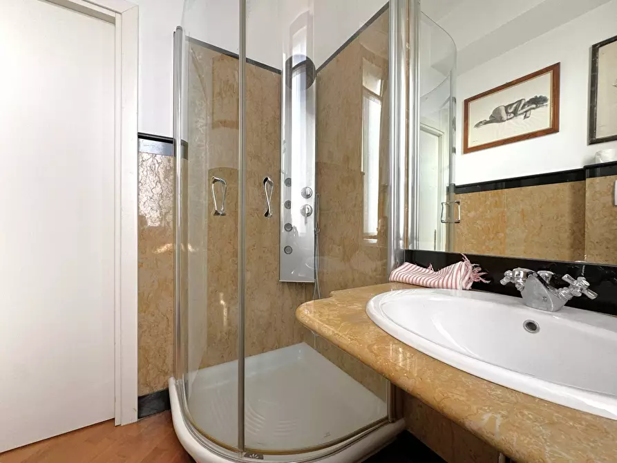 Immagine 35 di Attico in affitto  in Illiria a Roma