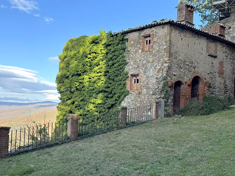 Immagine 24 di Villa in vendita  in VIA PRINCIPE SPADA a Castel Viscardo