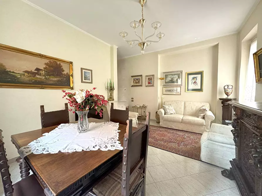 Immagine 6 di Appartamento in vendita  in via Matera a Roma