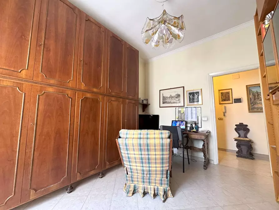 Immagine 10 di Appartamento in vendita  in via Matera a Roma