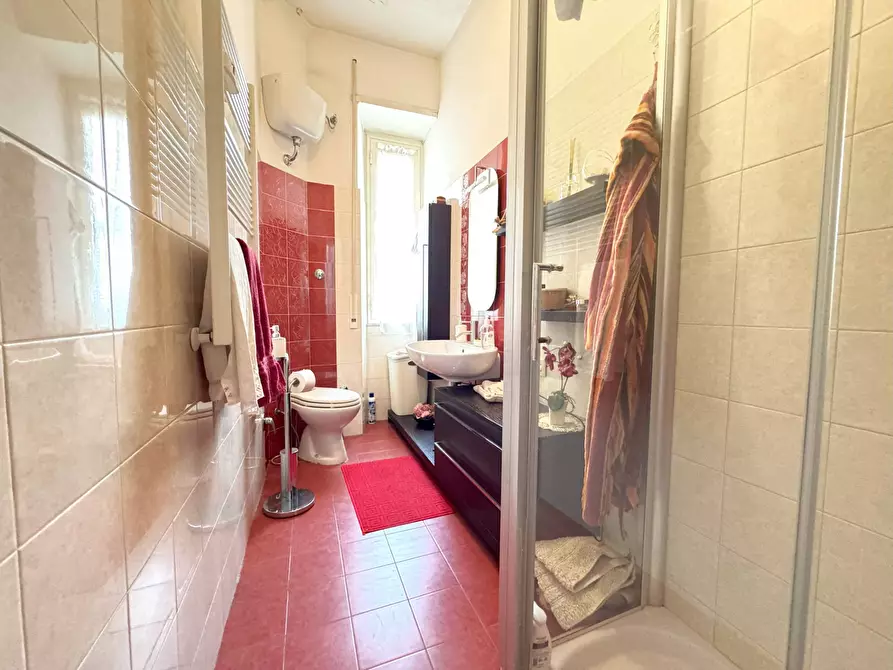 Immagine 29 di Appartamento in vendita  in via Matera a Roma