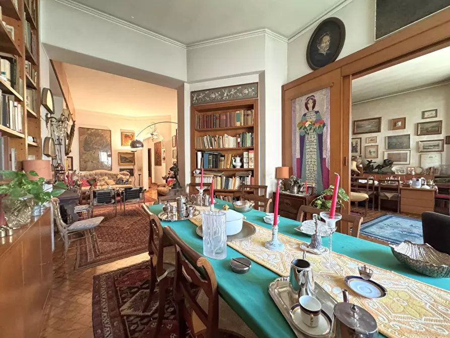 Immagine 12 di Appartamento in vendita  in Via Antonio Gramsci a Roma