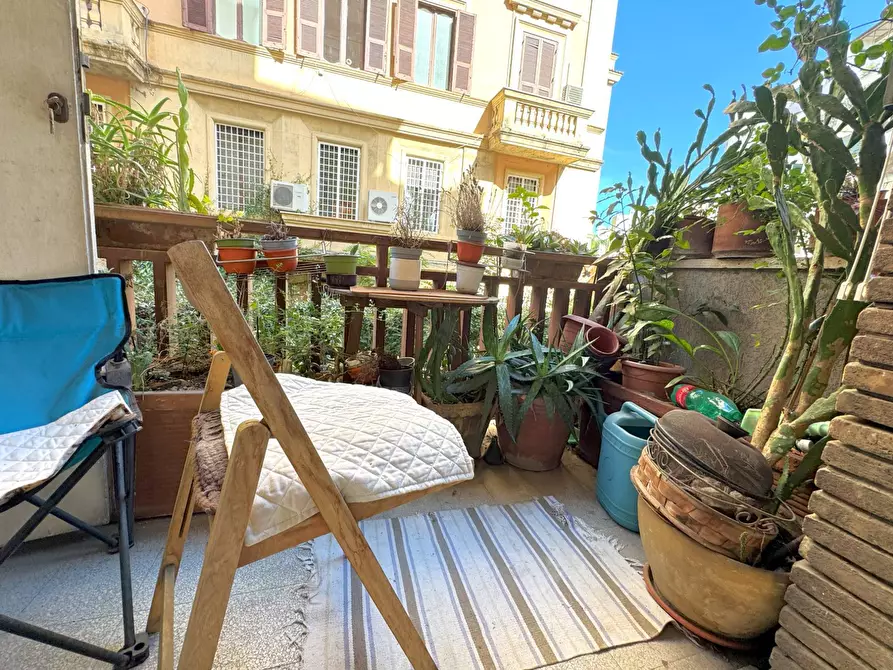 Immagine 20 di Appartamento in vendita  in Via Antonio Gramsci a Roma