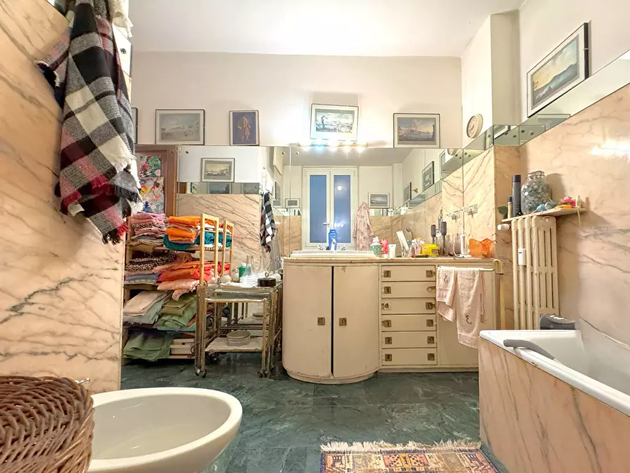 Immagine 34 di Appartamento in vendita  in Via Antonio Gramsci a Roma