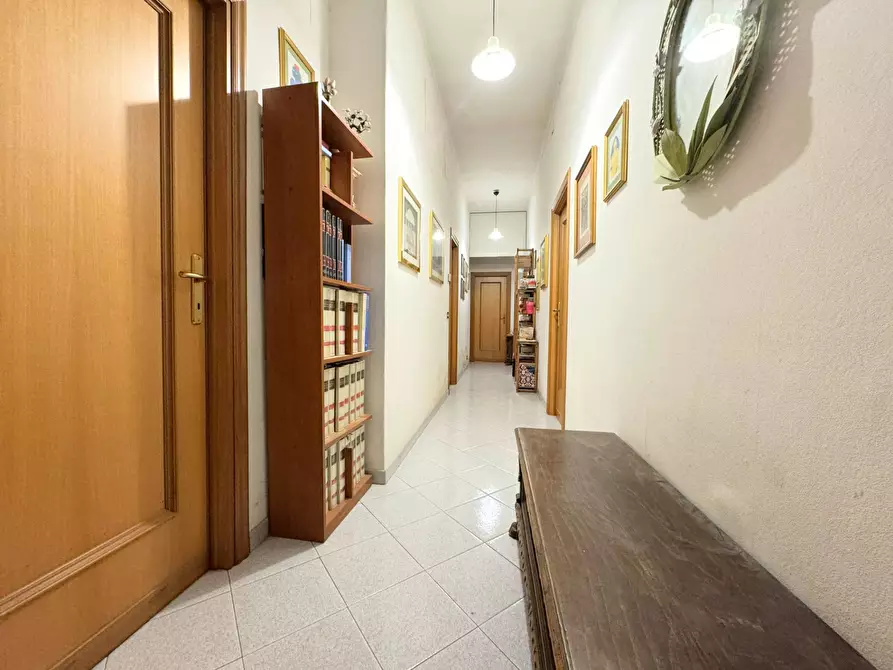 Immagine 9 di Appartamento in vendita  in Via Tracia a Roma